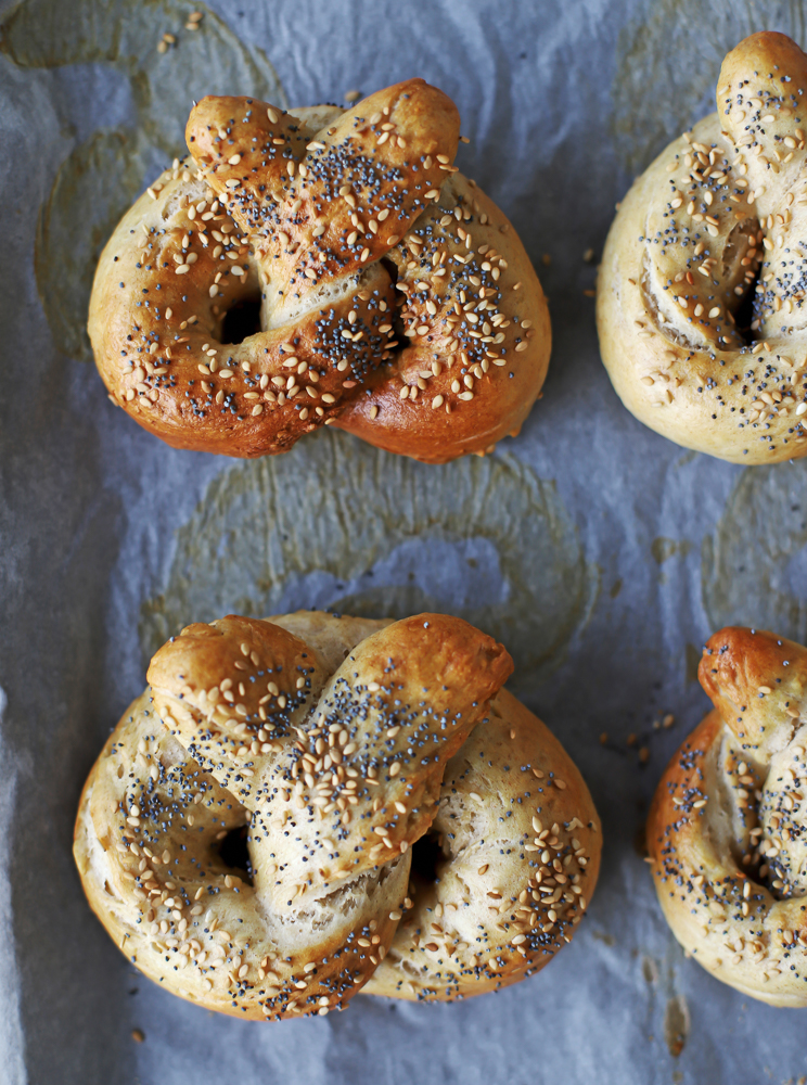 Super soft pretzel bagels – Life in the South