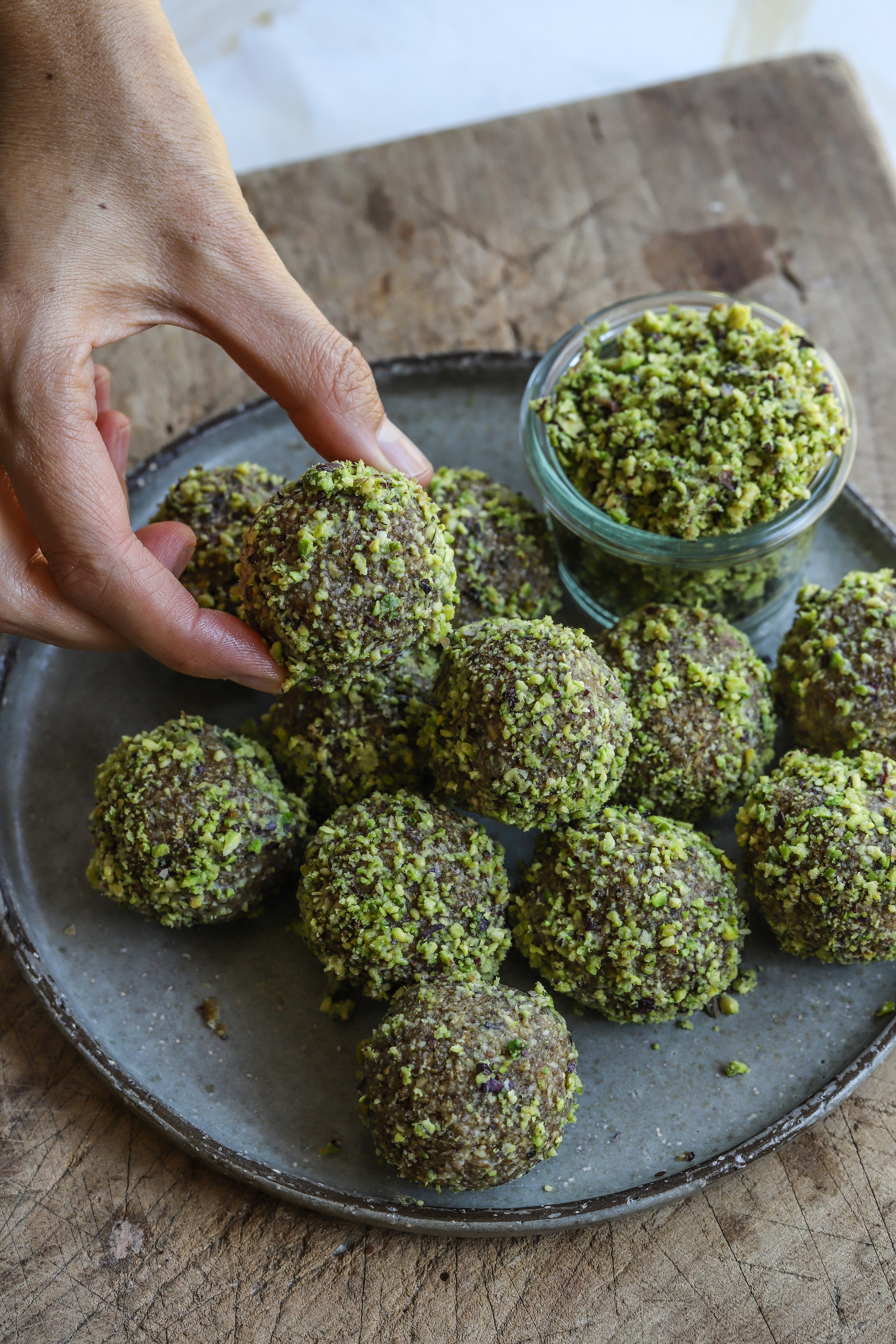 Pistachio baklava bliss balls