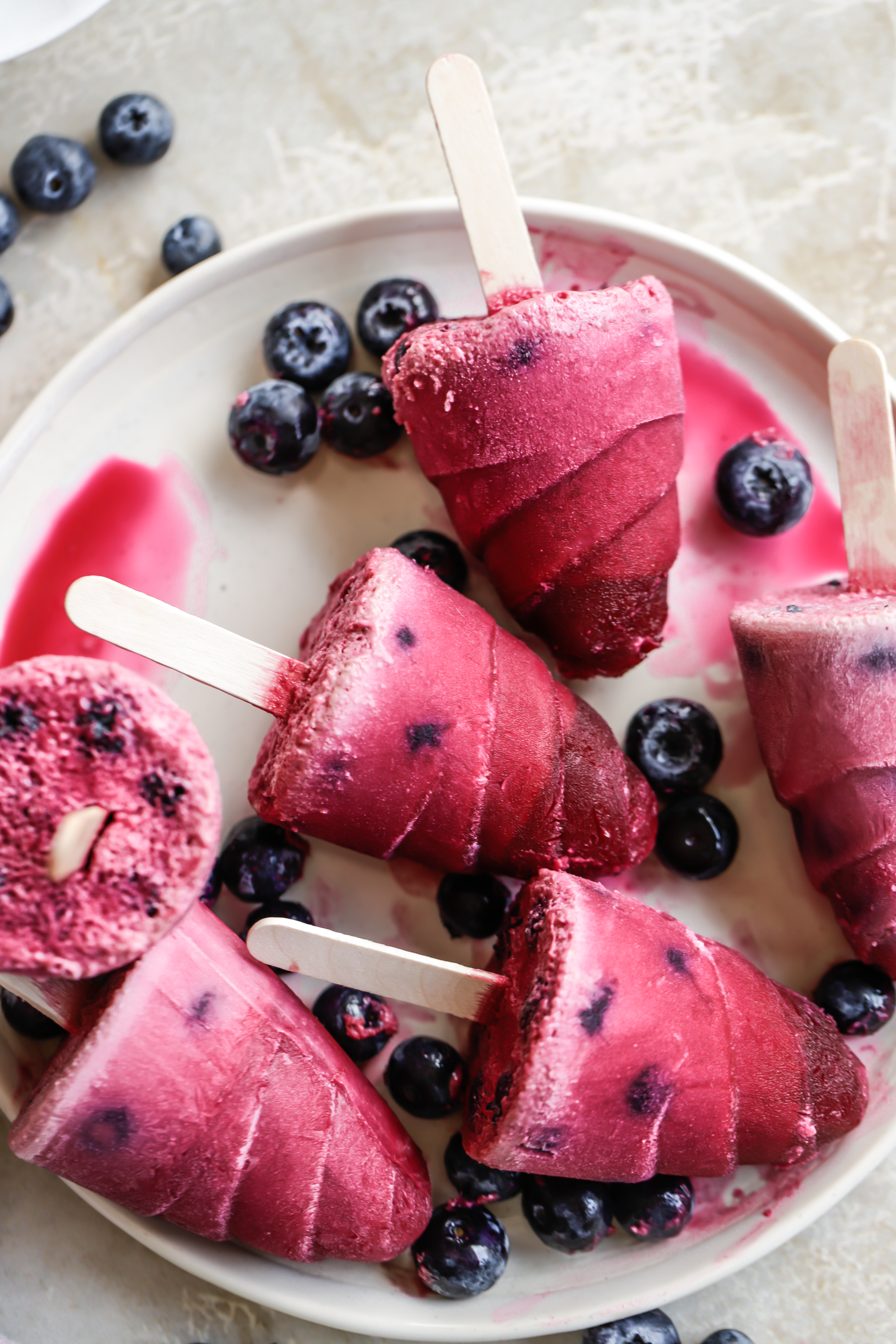 Berry ice lollies