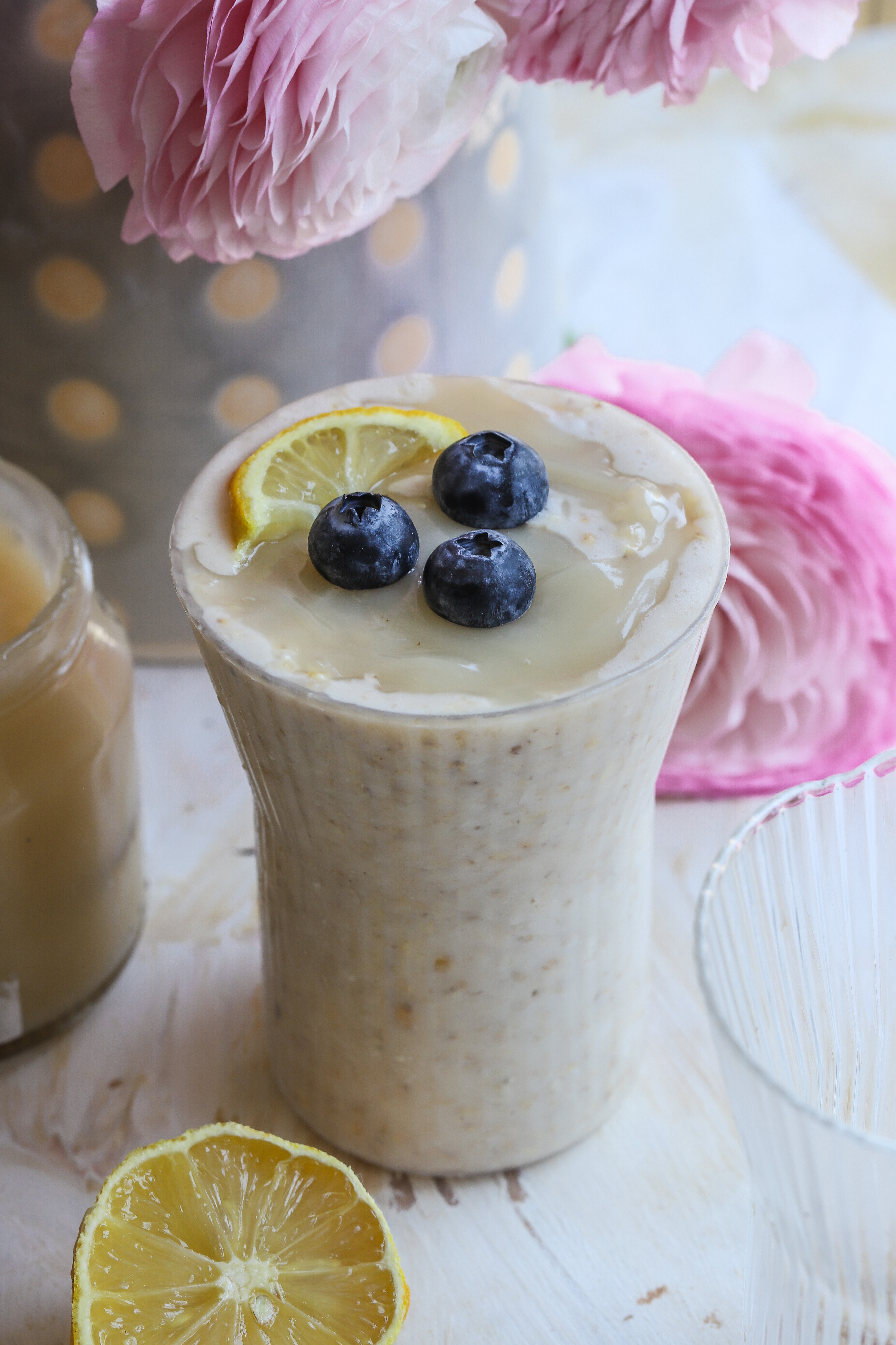 Lemon pie overnight oats